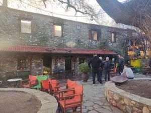 Πιερία: Στις φλόγες δύο σπίτια στον Παλαιό Παντελεήμονα - Ισχυρές δυνάμεις στο σημείο (εικόνες) Πιερία: Στις φλόγες δύο σπίτια στον Παλαιό Παντελεήμονα – Ισχυρές δυνάμεις στο σημείο