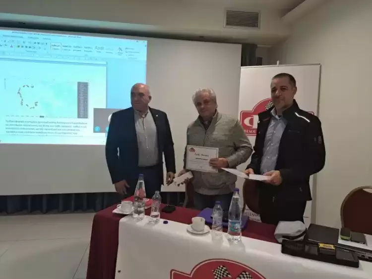 Δεκάδες οδηγοί Ιστορικών Οχημάτων παρακολούθησαν το σεμινάριο αγώνων Regularity στο Βόλο