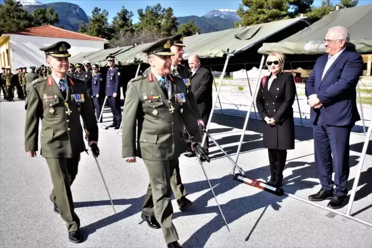 Η Αντιπεριφερειάρχης Πιερίας Σοφία Μαυρίδου συγχαίρει τον νέο Διοικητή της Ταξιαρχίας Λιτοχώρου Η Αντιπεριφερειάρχης Πιερίας Σοφία Μαυρίδου συγχαίρει τον νέο Διοικητή της Ταξιαρχίας Λιτοχώρου