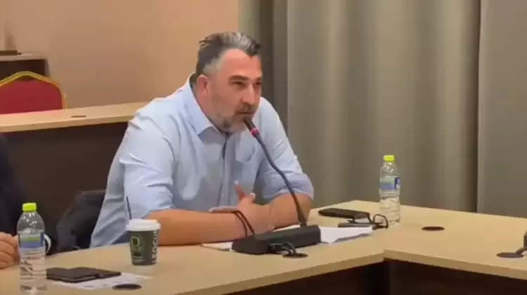 Θωμάς Αναστασιάδης: Ερώτηση για τα συσσίτια της Μητρόπολης