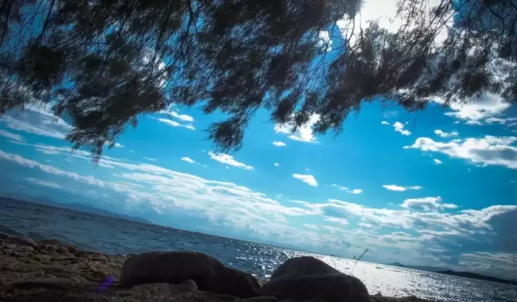 Ο Καιρός σήμερα: Δευτέρα με λίγη συννεφιά Ο Καιρός σήμερα: Δευτέρα με λίγη συννεφιά