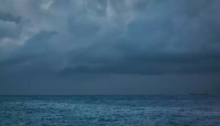 Ο Καιρός σήμερα: Πέμπτη με συννεφιά και με τοπικές βροχές