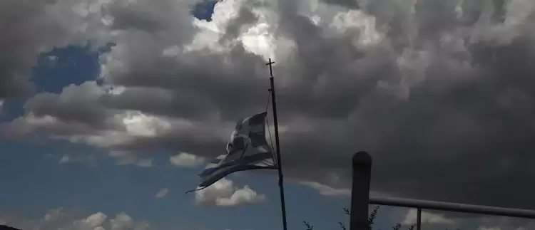 Ο Καιρός σήμερα: Συννεφιές και βροχές στα πεδινά για σήμερα την Κυριακή