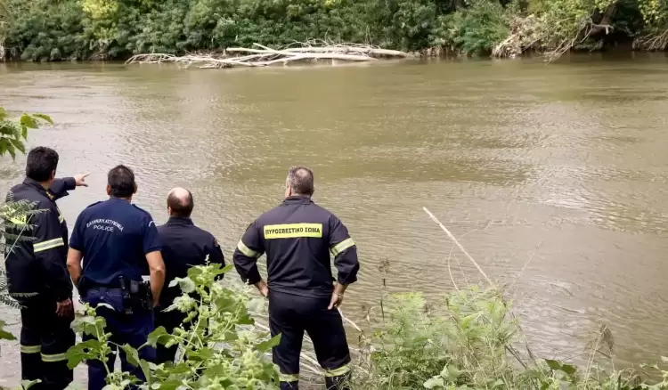 Σορός άνδρα εντοπίστηκε, χτες 14/3, λίγο μετά τις 12 το μεσημέρι, στον Αξιό ποταμό