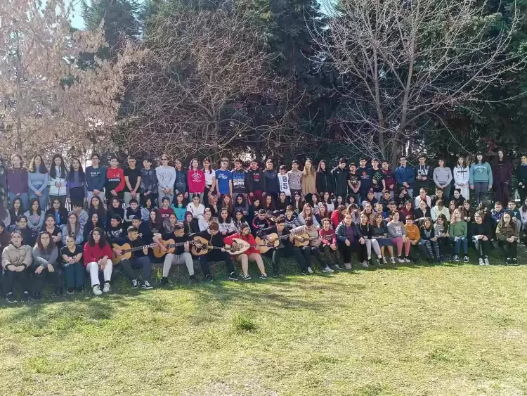 Σχολική δράση του Μουσικό Σχολείο Κατερίνης – Συμμετοχή  στις εκδηλώσεις για το δυστύχημα των Τεμπών