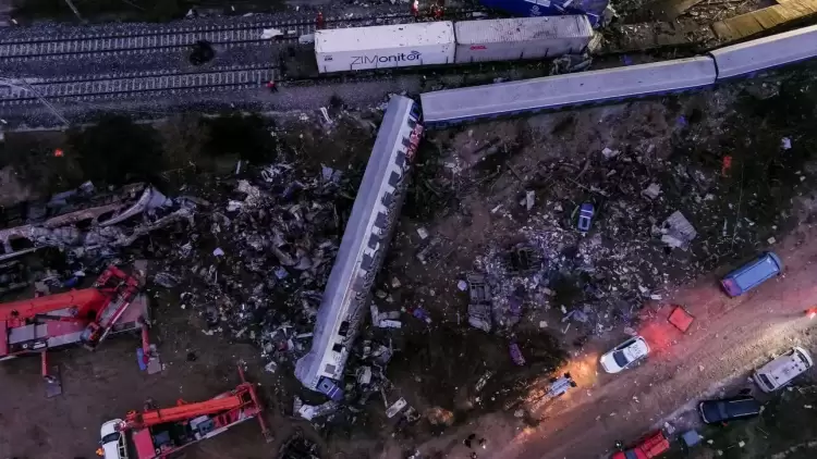 Τέμπη: Βρήκα ζωντανό ένα μωρό κάτω από το κάθισμά μου