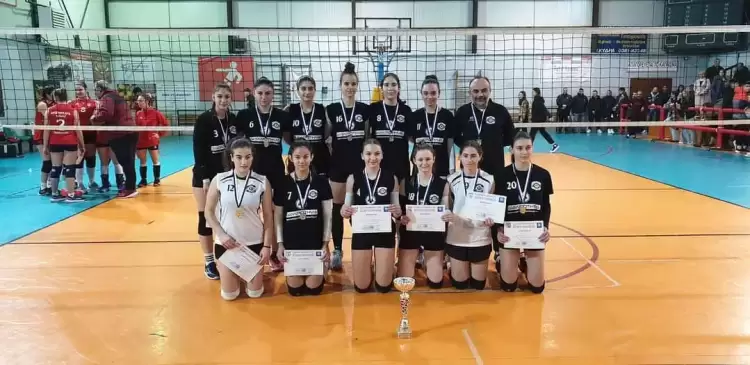 Την απόλυτη κυριαρχία τους επιβεβαίωσαν οι ομάδες βόλεϊ του Πιερικού