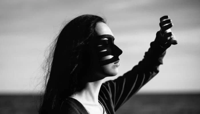 To σύνδρομο του επιζώντα: Το ψυχολογικό φαινόμενο που εκδηλώνεται μετά από ατυχήματα To σύνδρομο του επιζώντα: Το ψυχολογικό φαινόμενο που εκδηλώνεται μετά από ατυχήματα