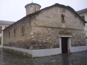 Αρχιερατική Θ. Λειτουργία και Μνημόσυνο για τους Αγωνιστές και Επαναστάτες του Ολύμπου στην Ιερά Μονή Παναγία Πέτρας Ολύμπου