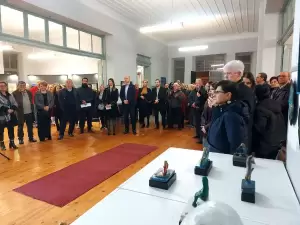 Δήμος Κατερίνης – Οργανισμός Πολιτισμού: Πλήθος κόσμου στα εγκαίνια της έκθεσης ζωγραφικής του Γιώργου Τζιόκα Δήμος Κατερίνης – Οργανισμός Πολιτισμού: Πλήθος κόσμου στα εγκαίνια της έκθεσης ζωγραφικής του Γιώργου Τζιόκα