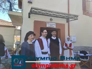 Γλυκίσματα και κρασί από την Εστία Πιερίδων Μουσών στην Κατερίνη