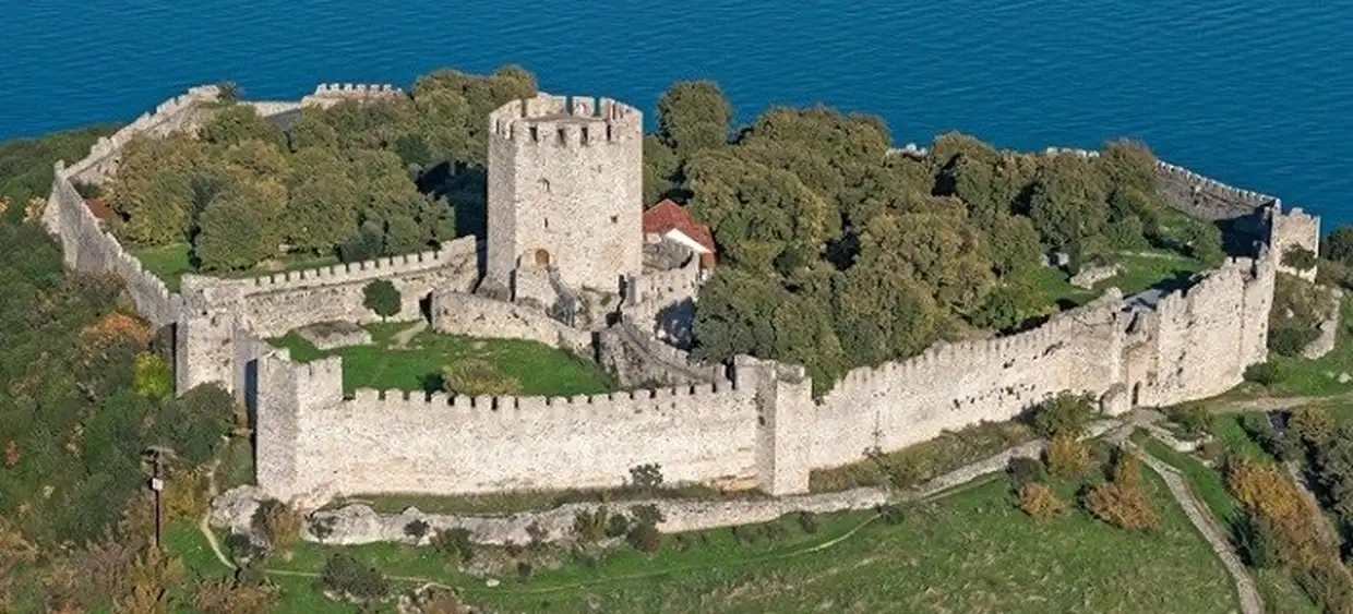 Κάστρο Πλαταμώνα: Το κάστρο της Πιερίας στην αγκαλιά του Ολύμπου που αγναντεύει το πέλαγος