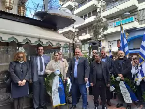 Κατερίνη: Κατάθεση στεφάνων στο μνημείο του Γεωργάκη Ολυμπίου