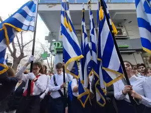 Κατερίνη: Κατάθεση στεφάνων στο μνημείο του Γεωργάκη Ολυμπίου