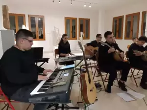 Μελωδικό ταξίδι στο έργο μεγάλων Ελλήνων ποιητών