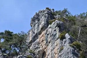 Όλυμπος – Οι γέροντες  της Ιεράς Μονής Αγίου Διονυσίου κρούουν κώδωνα κινδύνου για τον δρόμο