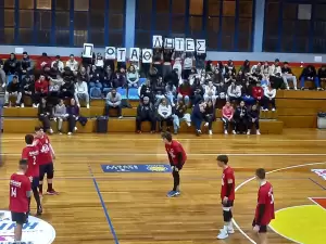 Η ομάδα αγοριών Κ18 του Αίολου Κατερίνης πρώτη και αήττητη στο πρωτάθλημα Παίδων Κ18