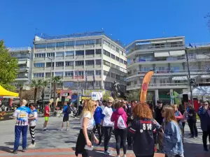 Σε εξέλιξη ο Ημιμαραθώνιος της Κατερίνης και τα παράλληλα αγωνίσματα – Katerini Run 2023 (εικόνες)