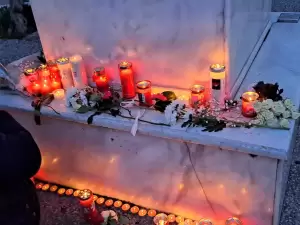 Βουβή διαμαρτυρία εις μνήμην αυτών που έφυγαν (εικόνες)