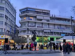 Βουβή διαμαρτυρία εις μνήμην αυτών που έφυγαν (εικόνες)