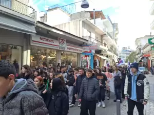 Η Πορεία Διαμαρτυρίας ΣΤΗ ΝκΑΤΕ