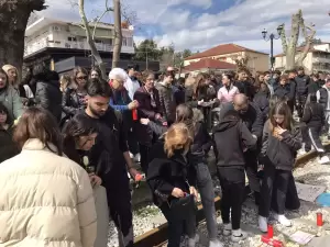 Πορεία στη μνήμη των θυμάτων των Τεμπών στη Λεπτοκαρυά