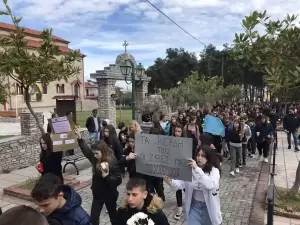 Πορεία στη μνήμη των θυμάτων των Τεμπών στη Λεπτοκαρυά