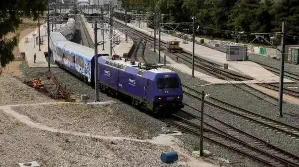Πώς και πότε θα μπουν ξανά στις ράγες τα τρένα – Οι όροι των εργαζομένων, η στάση των Ιταλών και οι συμβάσεις 717, 635