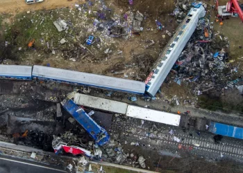 Σύγκρουση τρένων στα Τέμπη: Τα τρία εγκληματικά λάθη του σταθμάρχη
