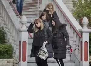 Τέμπη: Θλίψη στην Κατερίνη για την 34χρονη – Η πρώτη κηδεία θύματος από το δυστύχημα