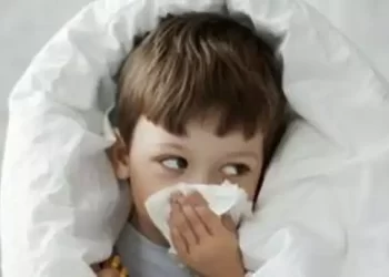 Το κοινό κρυολόγημα προσφέρει στα παιδιά ανοσία έναντι της Covid 19