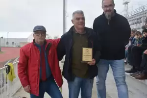 Το τμήμα στίβου του ΓΑΣ Αρχέλαος Κατερίνης έκοψε την βασιλόπιτα του Το τμήμα στίβου του ΓΑΣ Αρχέλαος Κατερίνης έκοψε την βασιλόπιτα του