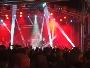 32 Χρόνια Caldera Bar και ο Πάνος Κιάμος αποθέωσε τη διασκέδαση (εικόνες & βίντεο)