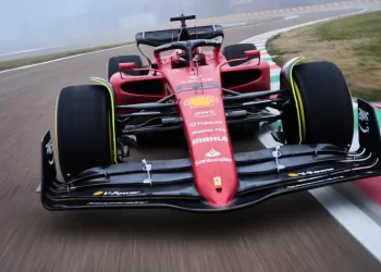 Formula 1: Η Ferrari ετοιμάζει “βαθιές αλλαγές” στη σκιά μιας νέας πολιτικής κρίσης