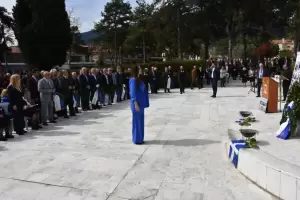 Δ.Αδαμόπουλος: Δεν ξεχνάμε τα τραγικά γεγονότα τού 1946 στο Λιτόχωρο, γι’ αυτό και βροντοφωνάζουμε: Ποτέ πια εμφύλιος! Δ.Αδαμόπουλος: Δεν ξεχνάμε τα τραγικά γεγονότα τού 1946 στο Λιτόχωρο, γι’ αυτό και βροντοφωνάζουμε: Ποτέ πια εμφύλιος!