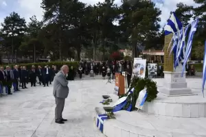 Δ.Αδαμόπουλος: Δεν ξεχνάμε τα τραγικά γεγονότα τού 1946 στο Λιτόχωρο, γι’ αυτό και βροντοφωνάζουμε: Ποτέ πια εμφύλιος! Δ.Αδαμόπουλος: Δεν ξεχνάμε τα τραγικά γεγονότα τού 1946 στο Λιτόχωρο, γι’ αυτό και βροντοφωνάζουμε: Ποτέ πια εμφύλιος!