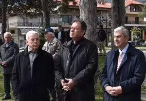 Δ.Αδαμόπουλος: Δεν ξεχνάμε τα τραγικά γεγονότα τού 1946 στο Λιτόχωρο, γι’ αυτό και βροντοφωνάζουμε: Ποτέ πια εμφύλιος! Δ.Αδαμόπουλος: Δεν ξεχνάμε τα τραγικά γεγονότα τού 1946 στο Λιτόχωρο, γι’ αυτό και βροντοφωνάζουμε: Ποτέ πια εμφύλιος!