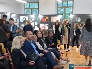 Φωτογραφική Ομάδα Κατερίνης: Η «Χαμένη Αθωότητα» σε μια  έκθεση  φωτογραφίας