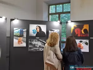 Φωτογραφική Ομάδα Κατερίνης: Η «Χαμένη Αθωότητα» σε μια  έκθεση  φωτογραφίας