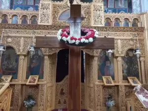 Κατερίνη: Στολισμένοι Επιτάφιοι της πόλης