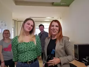 Ολύμπιο Βήμα: Μαθητές από το Szolnok της Ουγγαρίας στις εγκαταστάσεις της εφημερίδας Ολύμπιο Βήμα: Μαθητές από το Szolnok της Ουγγαρίας στις εγκαταστάσεις της εφημερίδας