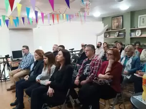 «Πατρίδα ξένη» - Παρουσίαση του βιβλίου της Μ. Παπαδημητρίου – Σαμοθράκη στο βιβλιοπωλείο Νέστωρ «Πατρίδα ξένη» – Παρουσίαση του βιβλίου της Μ. Παπαδημητρίου – Σαμοθράκη στο βιβλιοπωλείο Νέστωρ