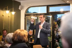 Συγκινητική υποδοχή στο Λιτόχωρο για Σπύρο Κουλκουδίνα Συγκινητική υποδοχή στο Λιτόχωρο για Σπύρο Κουλκουδίνα