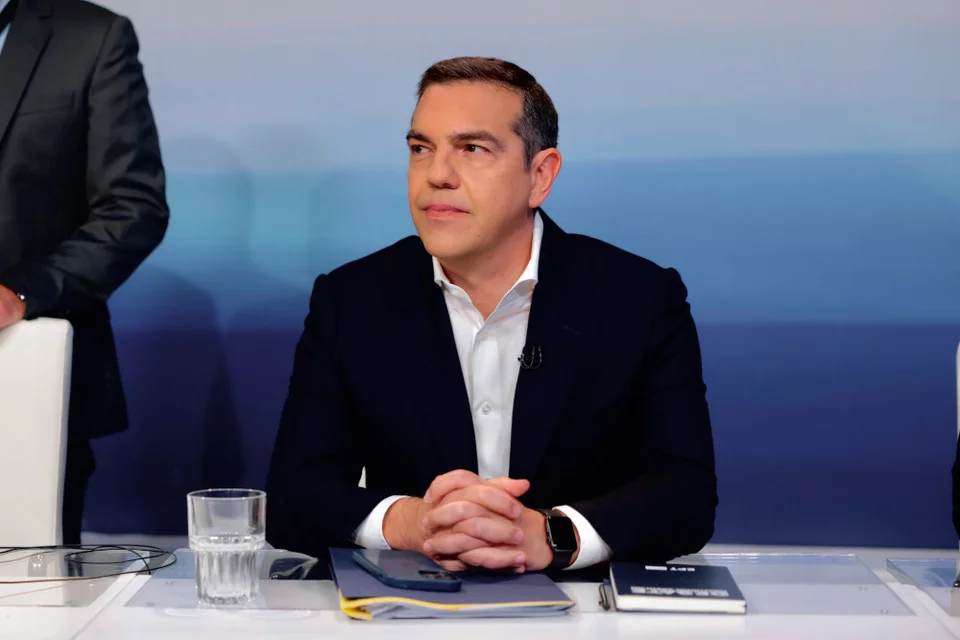 Ευδιάθετος ο πρόεδρος του ΣΥΡΙΖΑ, Αλέξης Τσίπρας κατά τη διάρκεια του debate / Φωτογραφία INTIME
