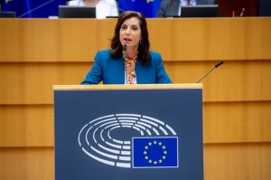 Άννα Μισέλ Ασημακοπούλου στο Ε.Κ.: Ως εδώ, με τα ψεύδη και τις συκοφαντίες για την Ελλάδα