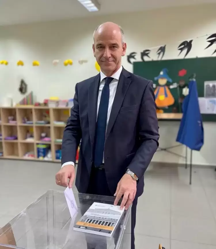 Άσκησε το εκλογικό του δικαίωμα ο υπ. Βουλευτής Φώντας Μπαραλιάκος