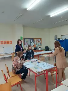 Εκλογές στην Κατερίνη: Ψηφίζοντας στην Κάτω Μηλιά