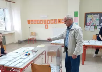 Εκλογές στην Κατερίνη: Ψηφίζοντας στην Κάτω Μηλιά