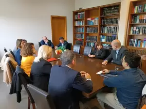 Έναν εποικοδομητικό διάλογο πραγματοποίησε με την Πρόεδρο του Δικηγορικού Συλλόγου κα. Α. Στρίμπα και μέλη του Δ.Σ  ο υποψήφιος Βουλευτής Φώντας Μπαραλιάκος