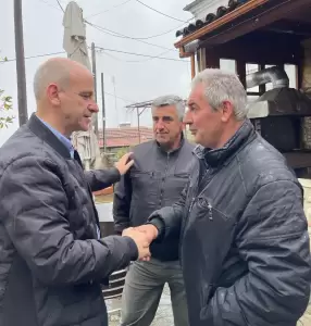 Λόφος και Πιέρια όρη …στο πλευρό Φώντα Μπαραλιάκου Λόφος και Πιέρια όρη …στο πλευρό Φώντα Μπαραλιάκου